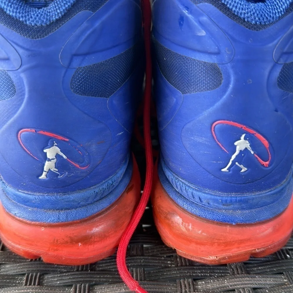 Nike Air Max Ken Griffey Fury Jackie Robinson.  Sz 7Y